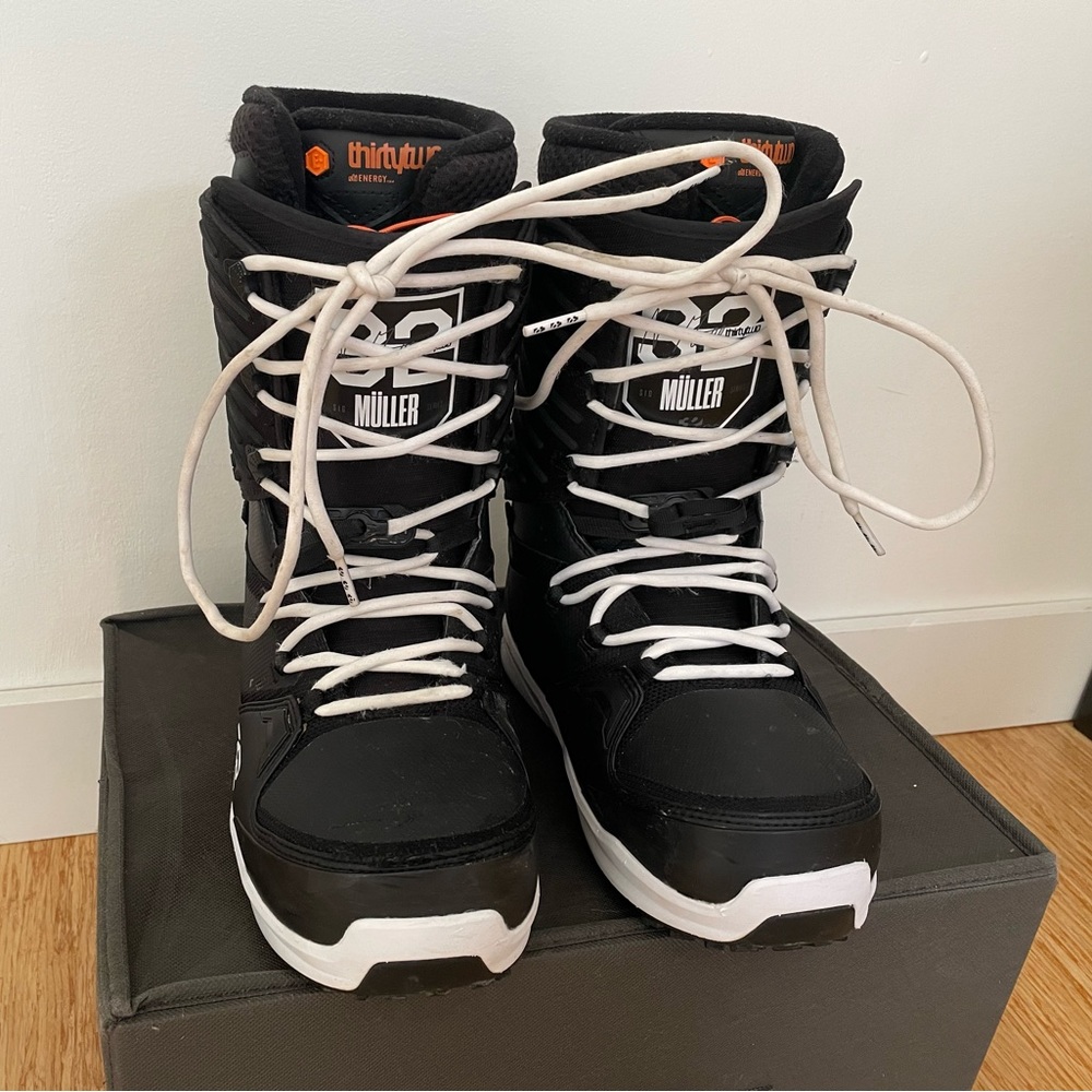 Thirtytwo Mullair mens snowboard boots size 9 black worn 5 times